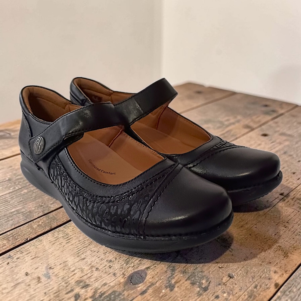Clarks Appley‎ Walk Mary Jane Shoes Sz 9M Womens Black Leather Comfort Modest
